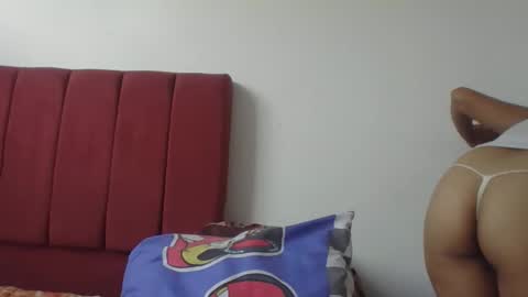 Snapshot of dulcekatty18 chatting on September 2025 01:13:02 PM dulcekatty18 online show from September 2025 01:13:02 PM