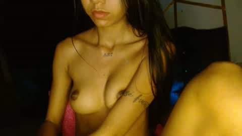 Snapshot of dulcelatina222 chatting on November 2025 12:46:01 AM dulcelatina222 online show from November 2025 12:46:01 AM