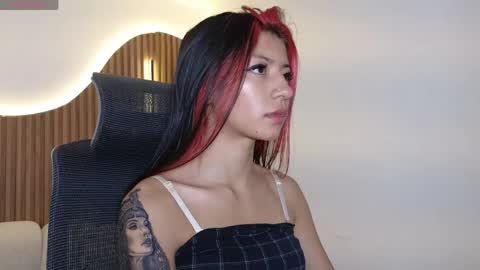 Snapshot of dulcetorresvg chatting on June 2026 04:52:02 AM Dulce online show from June 2026 04:52:02 AM