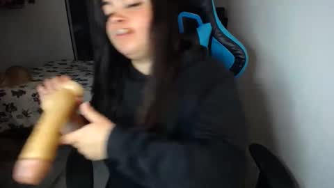 Snapshot of dumont_model chatting on October 2025 09:36:01 PM Nicole online show from October 2025 09:36:01 PM