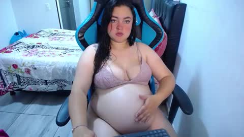 Snapshot of dumont_model chatting on March 2026 06:44:01 PM Nicole online show from March 2026 06:44:01 PM