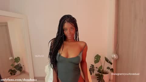 Snapshot of duna_du chatting on January 2025 11:44:02 PM My birthday is tomorrow November 30 online show from January 2025 11:44:02 PM