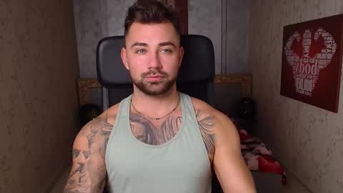 Snapshot of duncanstones chatting on December 2024 06:59:02 AM DuncanStone online show from December 2024 06:59:02 AM