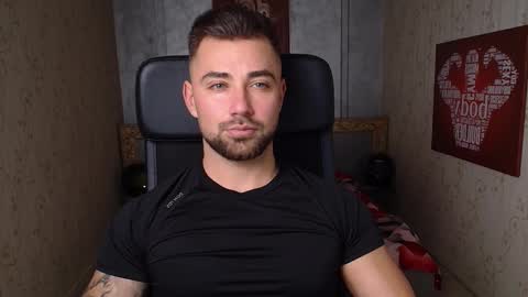 Snapshot of duncanstones chatting on December 2024 05:33:01 PM DuncanStone online show from December 2024 05:33:01 PM