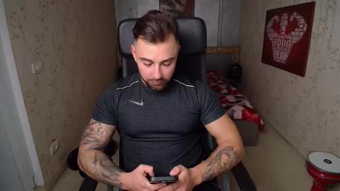 Snapshot of duncanstones chatting on December 2024 10:16:02 AM DuncanStone online show from December 2024 10:16:02 AM