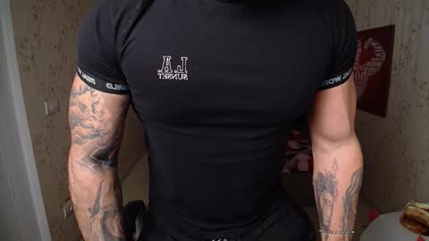 Snapshot of duncanstones chatting on December 2024 02:15:01 PM DuncanStone online show from December 2024 02:15:01 PM