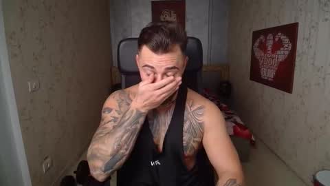 Snapshot of duncanstones chatting on December 2024 07:46:01 AM DuncanStone online show from December 2024 07:46:01 AM