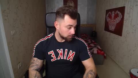 Snapshot of duncanstones chatting on December 2024 08:50:02 AM DuncanStone online show from December 2024 08:50:02 AM