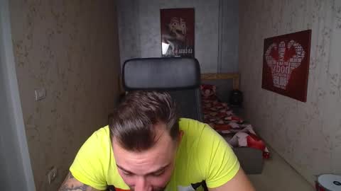 Snapshot of duncanstones chatting on January 2025 03:08:01 PM DuncanStone online show from January 2025 03:08:01 PM