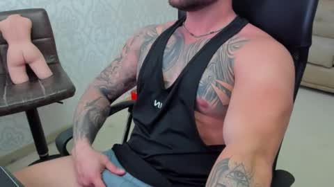 Snapshot of duncanstones chatting on January 2025 05:01:01 PM DuncanStone online show from January 2025 05:01:01 PM