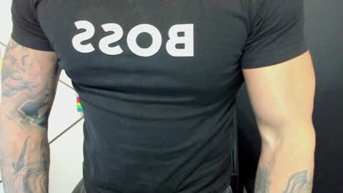 Snapshot of duncanstones chatting on February 2025 11:27:02 AM DuncanStone online show from February 2025 11:27:02 AM