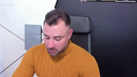 Snapshot of duncanstones chatting on February 2025 08:51:02 AM DuncanStone online show from February 2025 08:51:02 AM