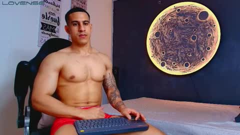 duran_dhikol1 online show from February 2026 03:18:01 AM