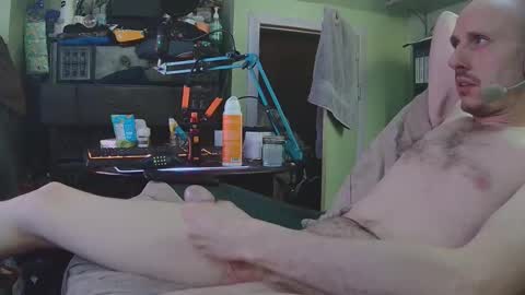 Snapshot of dustiestninja chatting on March 2026 02:40:01 AM dustiestninja online show from March 2026 02:40:01 AM