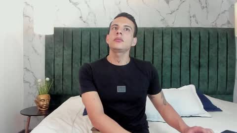 Dustin Sonne online show from February 2025 03:45:01 AM