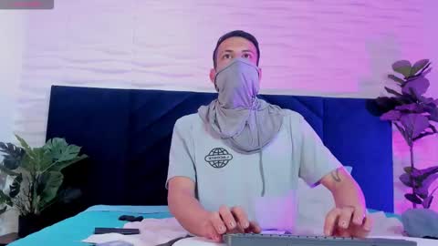 Dustin Sonne online show from September 2025 03:38:02 AM