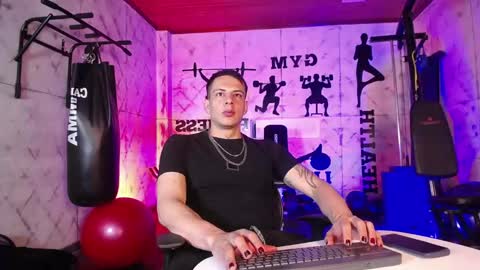 Dustin Sonne online show from February 2026 03:37:02 AM