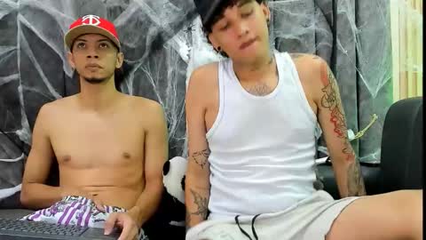 dustinandjordan online show from October 2025 04:51:02 AM