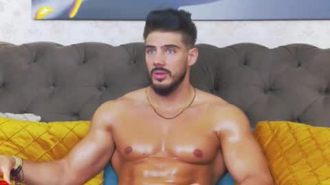 Dustin online show from November 2025 04:45:02 AM