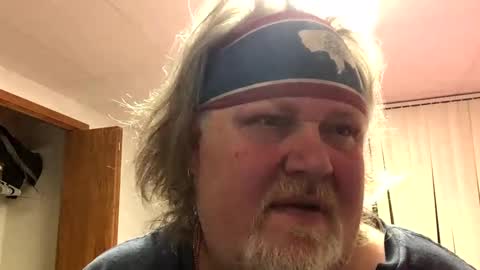 Snapshot of dustyballzer chatting on December 2024 01:06:02 AM Dusty online show from December 2024 01:06:02 AM