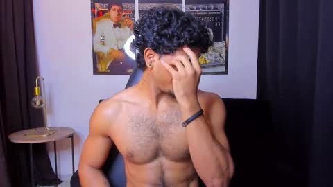 Snapshot of dustyn__michelle chatting on March 2026 02:04:02 AM DUSTYN MICHELLE online show from March 2026 02:04:02 AM
