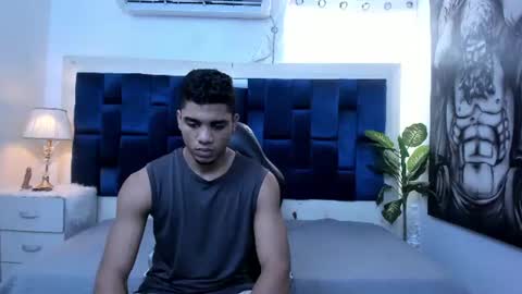 DUSTYN MICHELLE online show from June 2026 07:01:01 PM
