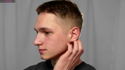 Snapshot of dustyn_fox chatting on December 2024 06:29:01 PM Dustyn online show from December 2024 06:29:01 PM