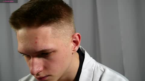 Snapshot of dustyn_fox chatting on January 2025 05:39:01 PM Dustyn online show from January 2025 05:39:01 PM