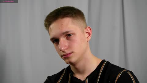 Snapshot of dustyn_fox chatting on January 2025 02:51:02 PM Dustyn online show from January 2025 02:51:02 PM