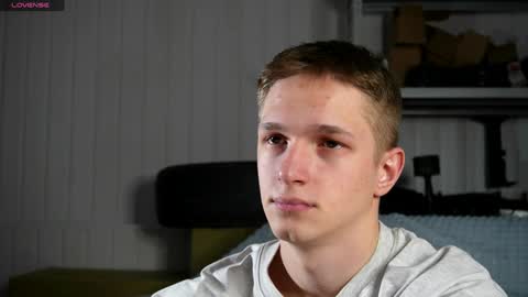 Snapshot of dustyn_fox chatting on February 2025 02:26:01 PM Dustyn online show from February 2025 02:26:01 PM