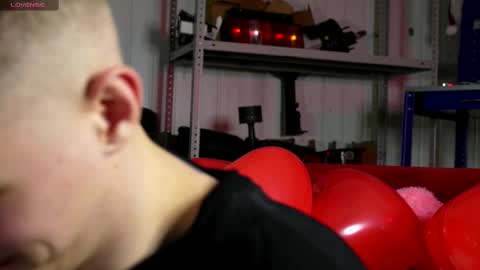 Snapshot of dustyn_fox chatting on February 2025 05:26:02 PM Dustyn online show from February 2025 05:26:02 PM