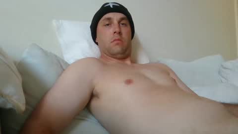 Snapshot of dustyroy09 chatting on January 2025 04:23:01 AM dustyroy09 online show from January 2025 04:23:01 AM