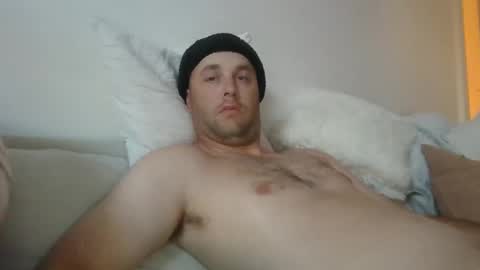 Snapshot of dustyroy09 chatting on March 2026 09:32:02 PM dustyroy09 online show from March 2026 09:32:02 PM