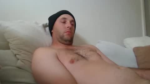 Snapshot of dustyroy09 chatting on April 2026 06:52:01 AM dustyroy09 online show from April 2026 06:52:01 AM