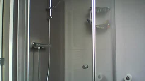 Snapshot of dutchtommy28 chatting on April 2026 09:24:02 AM Tommy online show from April 2026 09:24:02 AM