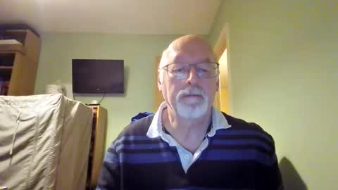 Snapshot of dutchunclejohn chatting on April 2026 08:17:01 PM DutchUncleJohn online show from April 2026 08:17:01 PM