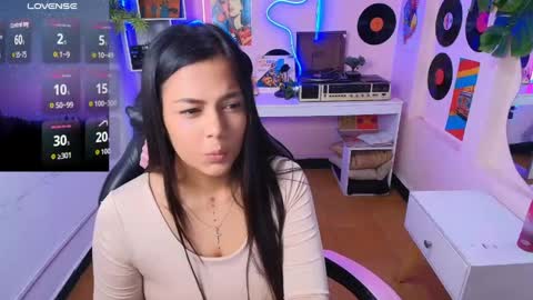 Snapshot of duulce_mia chatting on April 2026 12:11:02 PM duulce_mia online show from April 2026 12:11:02 PM
