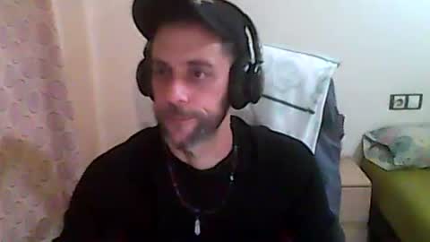 Snapshot of dvdvlc29 chatting on April 2026 02:01:01 AM david online show from April 2026 02:01:01 AM