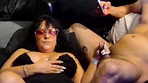 Snapshot of dvspapi chatting on October 2025 11:27:01 AM Delilah Papi online show from October 2025 11:27:01 AM