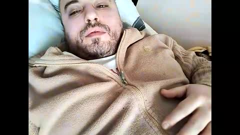Snapshot of dwizziz chatting on February 2026 09:05:02 AM Ivan online show from February 2026 09:05:02 AM
