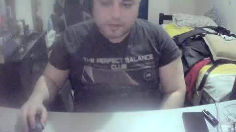 Snapshot of dwizziz chatting on April 2026 02:27:01 AM Ivan online show from April 2026 02:27:01 AM