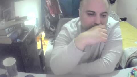 Snapshot of dwizziz chatting on April 2026 03:45:01 AM Ivan online show from April 2026 03:45:01 AM