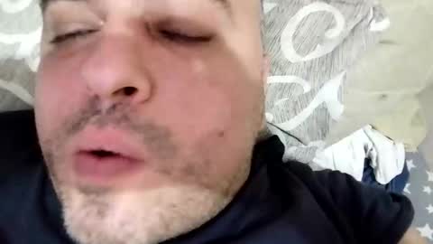 Snapshot of dwizziz chatting on May 2026 11:54:02 PM Ivan online show from May 2026 11:54:02 PM