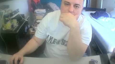 Snapshot of dwizziz chatting on May 2026 11:40:02 AM Ivan online show from May 2026 11:40:02 AM
