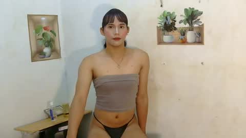 dy_namite online show from July 2026 05:26:02 PM
