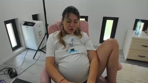 dayana online show from July 2026 05:46:02 AM