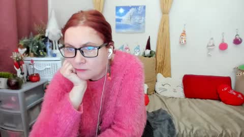 Snapshot of dyannelovee chatting on January 2025 09:34:01 AM Dyanne online show from January 2025 09:34:01 AM