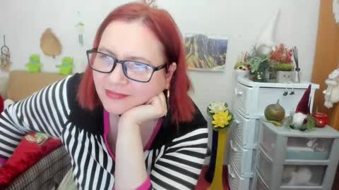 Snapshot of dyannelovee chatting on March 2025 12:50:02 AM Dyanne online show from March 2025 12:50:02 AM