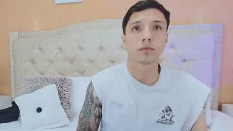 Snapshot of dylan__cross chatting on July 2026 02:22:02 AM DYLAN online show from July 2026 02:22:02 AM