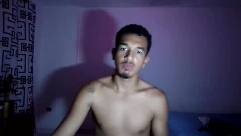 Snapshot of dylan_black_ chatting on May 2026 01:44:01 AM dylan online show from May 2026 01:44:01 AM